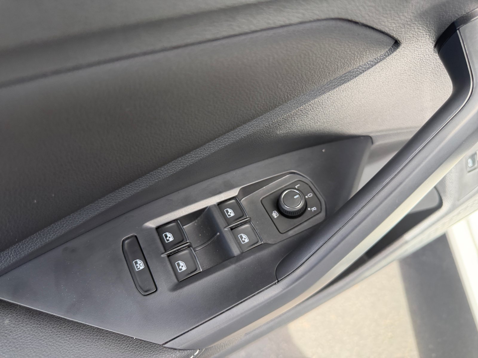 New 2026 Volkswagen Jetta Sport FWD image 13
