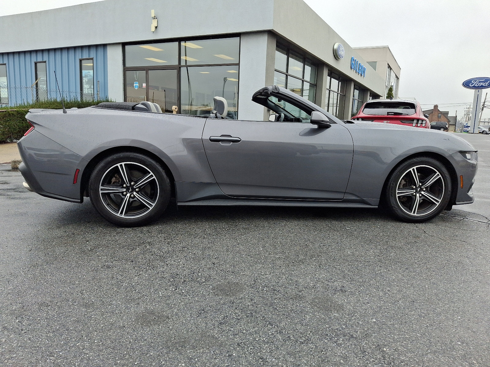 Used 2024 Ford Mustang Premium RWD image 7