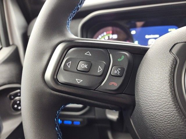 New 2024 Jeep Wrangler Unlimited Rubicon 4xe w/ Convenience Group image 17