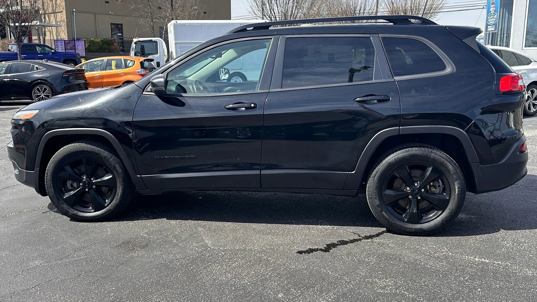 Used 2018 Jeep Cherokee Limited w/ High Altitude Package image 8