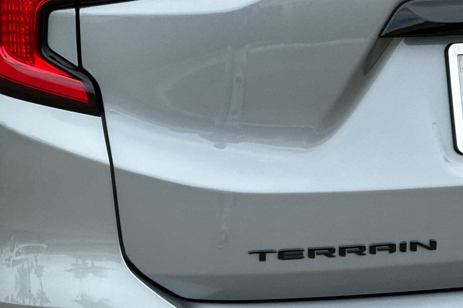 Certified 2023 GMC Terrain SLE w/ Driver Convenience Package image 28