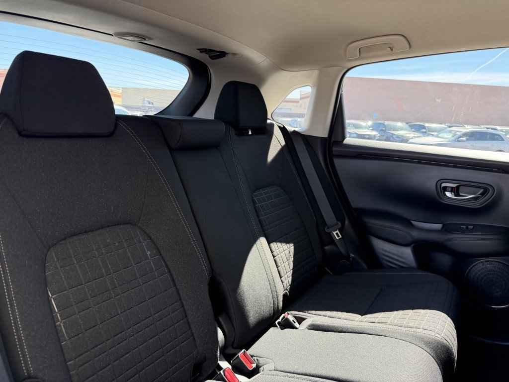 Used 2024 Honda HR-V LX image 34