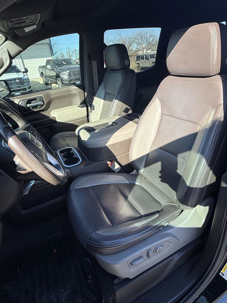 Used 2020 GMC Sierra 1500 Elevation w/ Elevation Value Package image 9