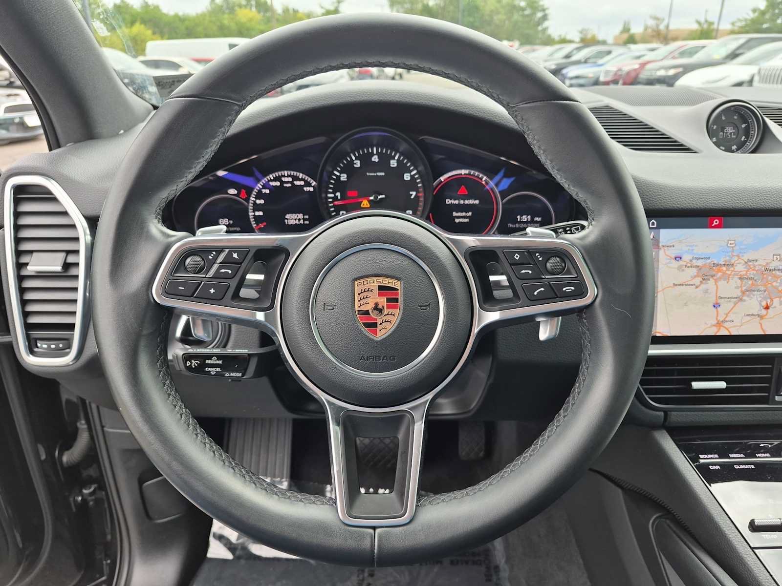 Used 2019 Porsche Cayenne AWD/4WD image 25