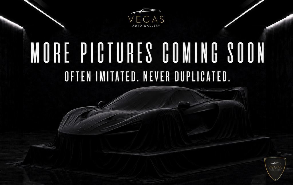 Used 2024 McLaren Artura RWD image 9