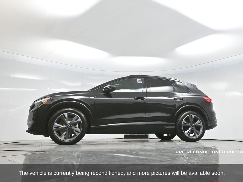 Used 2024 Audi Q4 e-tron Premium Plus w/ Premium Plus image 6