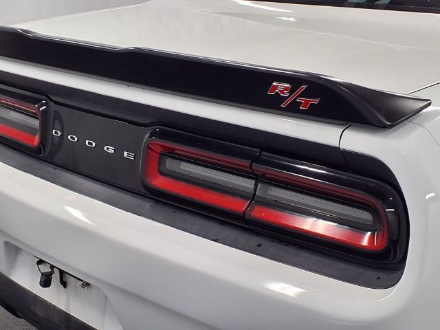 Used 2017 Dodge Challenger R/T RWD image 21