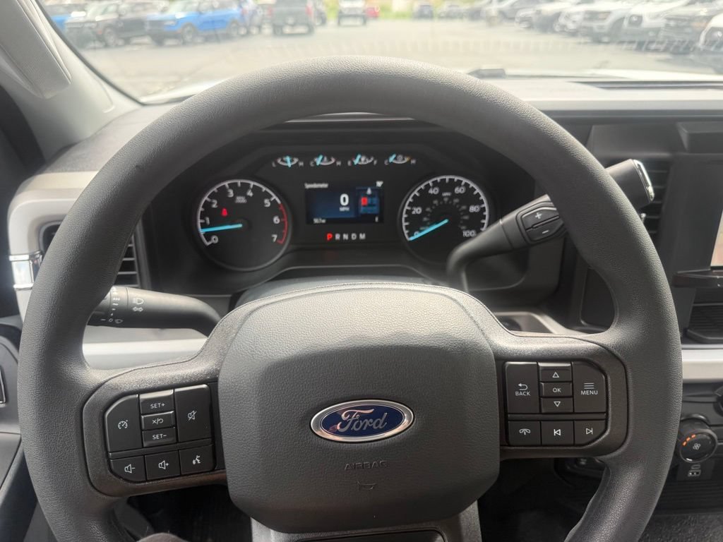 New 2026 Ford F250 XL w/ XL Chrome Package AWD/4WD image 24