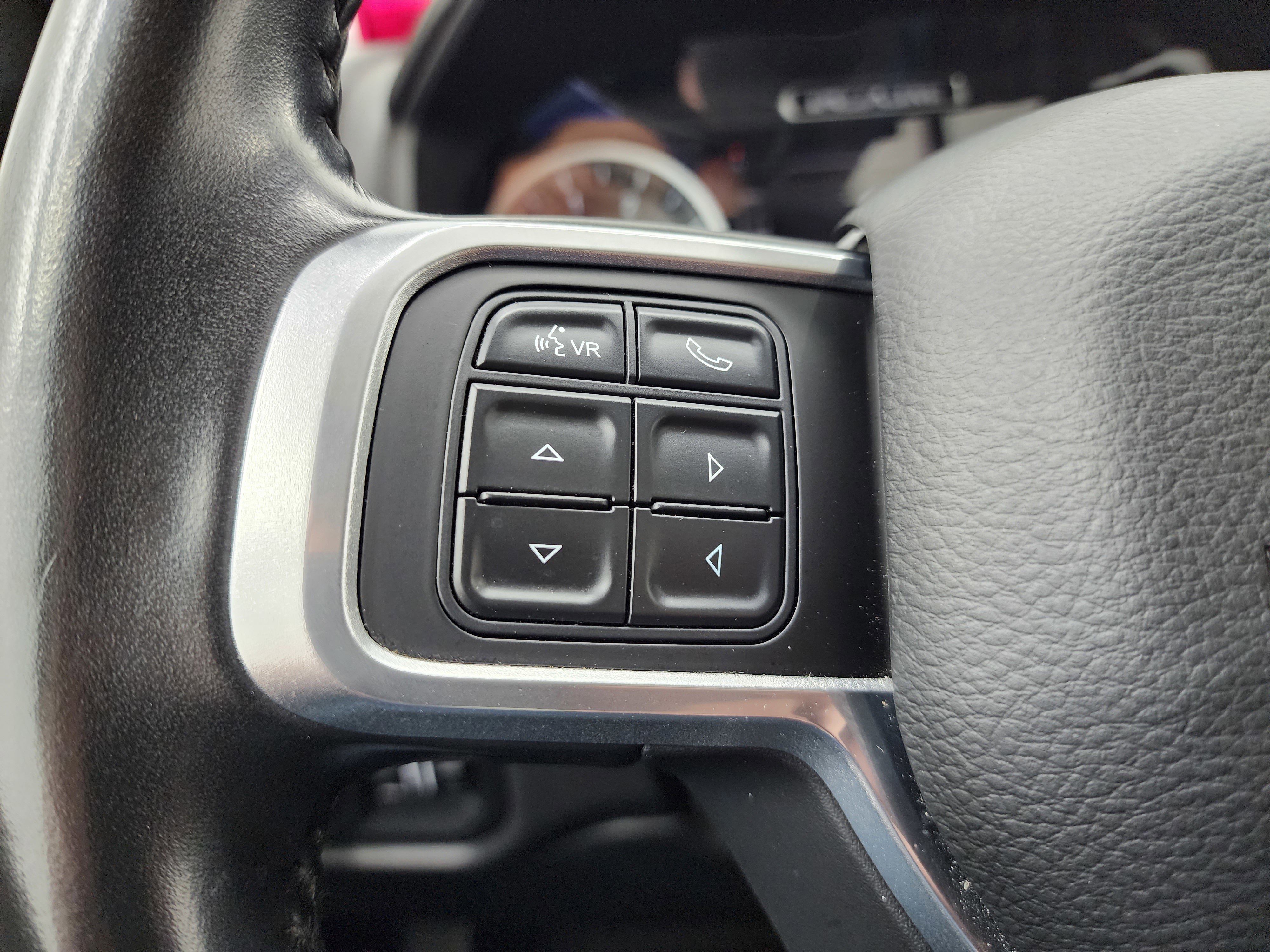 Used 2020 RAM 3500 Laramie image 20