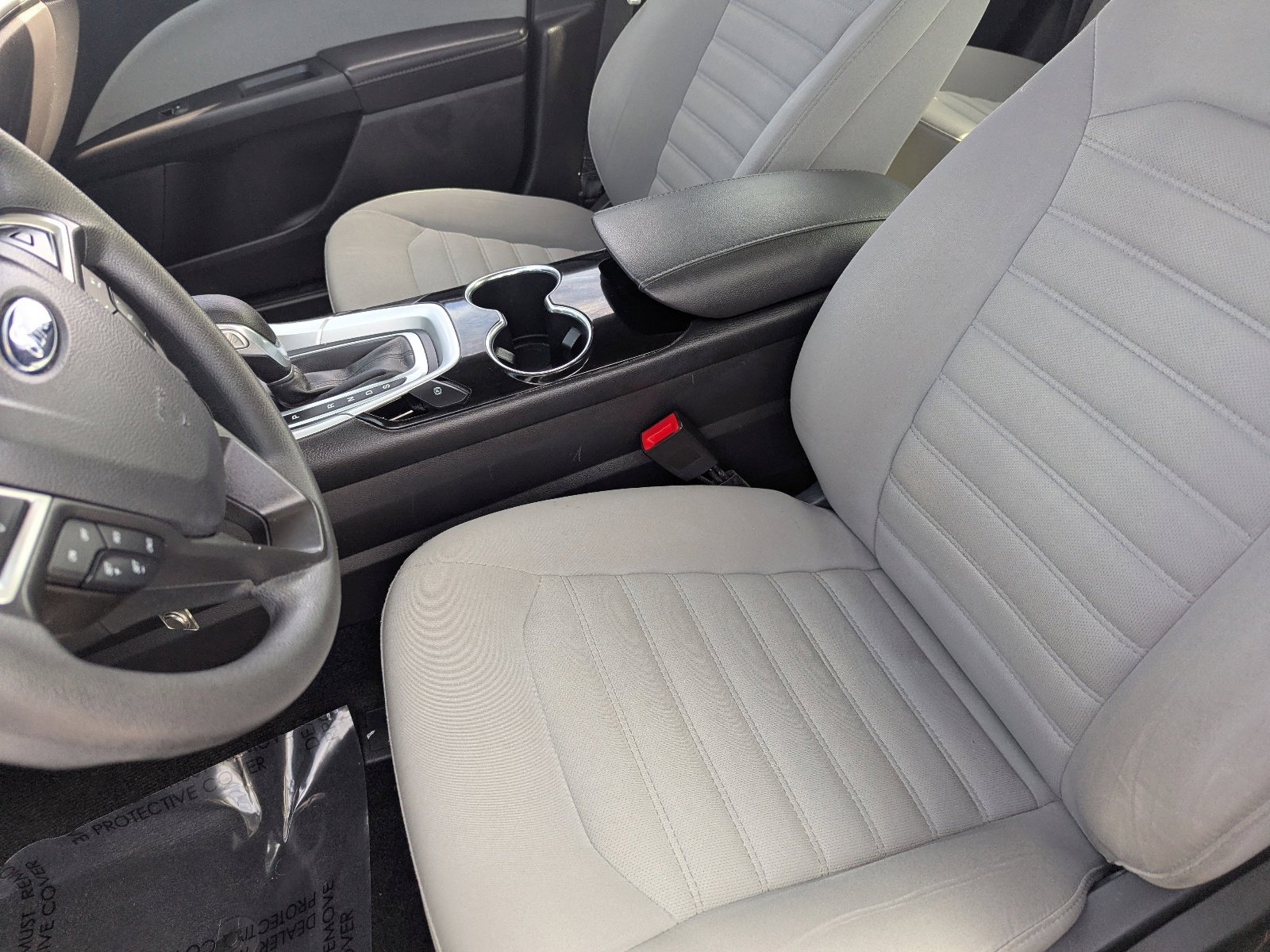 Used 2014 Ford Fusion S image 17