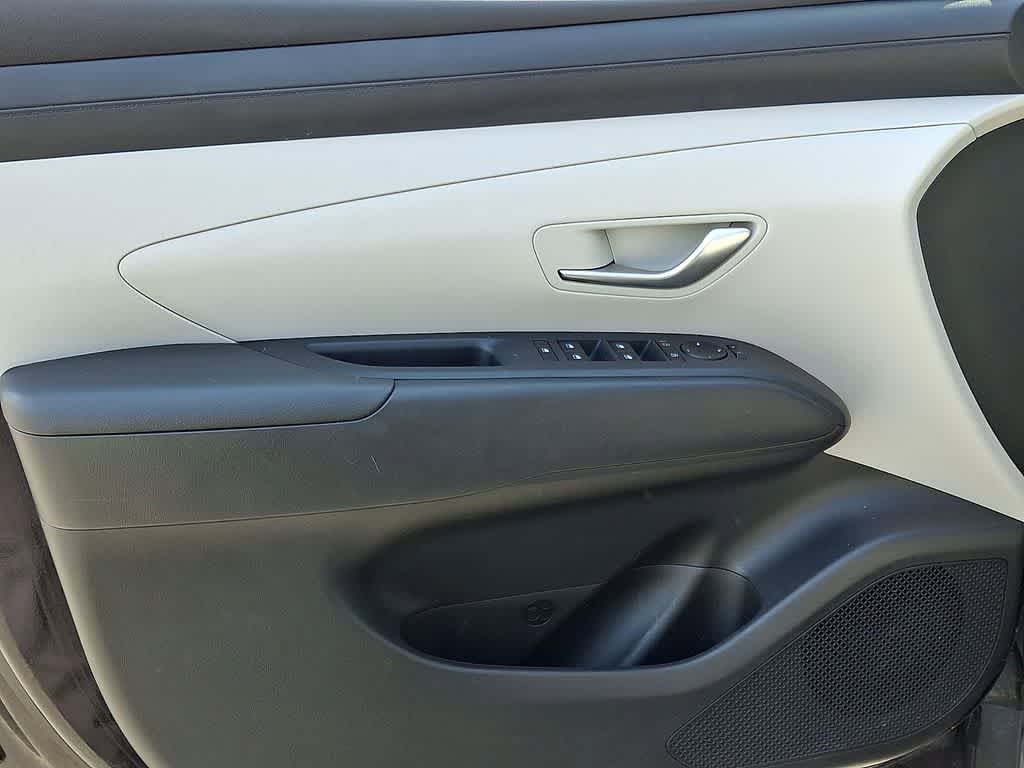Used 2025 Hyundai Tucson SEL image 11