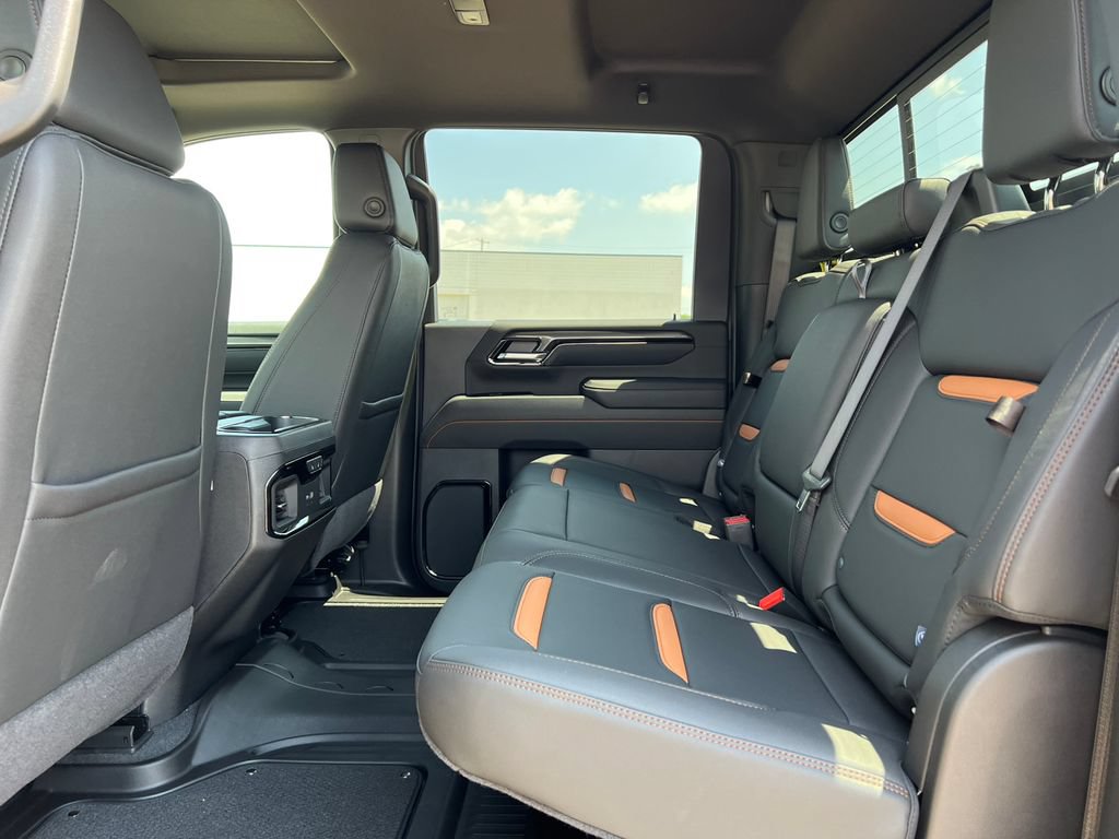 New 2026 GMC Sierra 2500 AT4 w/ AT4 Premium Plus Package AWD/4WD image 5