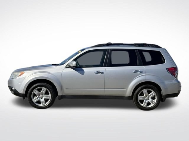 Used 2010 Subaru Forester 2.5X Limited AWD/4WD image 5