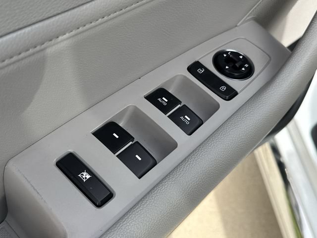 Used 2015 Hyundai Sonata Limited FWD image 16