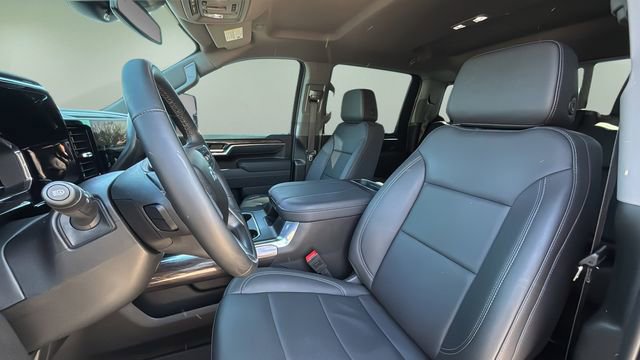 Used 2025 Chevrolet Silverado 2500 LTZ w/ LTZ Plus Package image 15