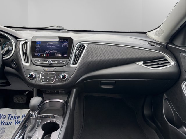 Used 2024 Chevrolet Malibu LT FWD image 11