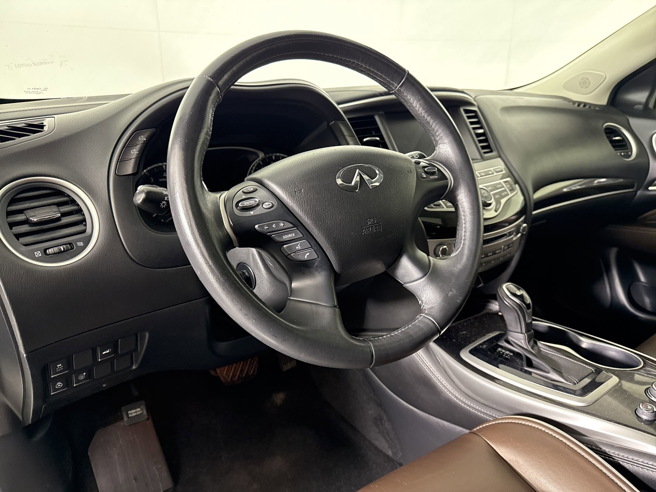 Used 2019 INFINITI QX60 Luxe w/ Essential Package FWD image 13