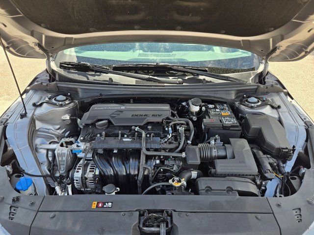 Used 2025 Kia K4 LXS image 31