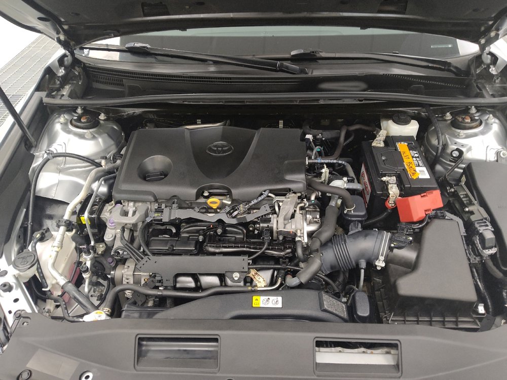 Used 2019 Toyota Camry LE image 30