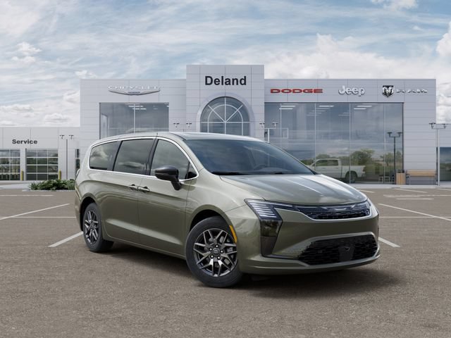 New 2027 Chrysler Pacifica Limited FWD image 7
