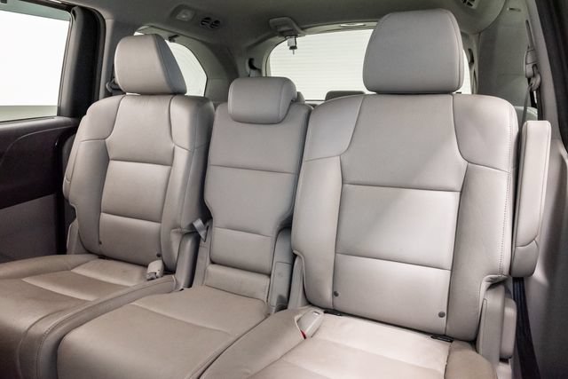 Used 2016 Honda Odyssey EX-L image 27