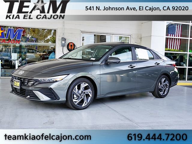 Used 2024 Hyundai Elantra Limited image 5