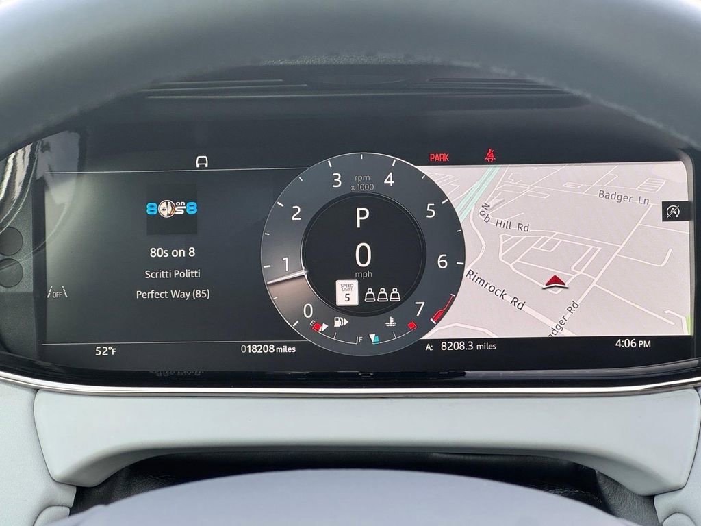 Used 2024 Land Rover Range Rover Evoque Dynamic SE image 12