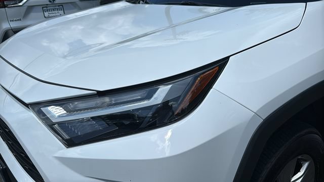 Certified 2025 Toyota RAV4 XLE AWD/4WD image 7