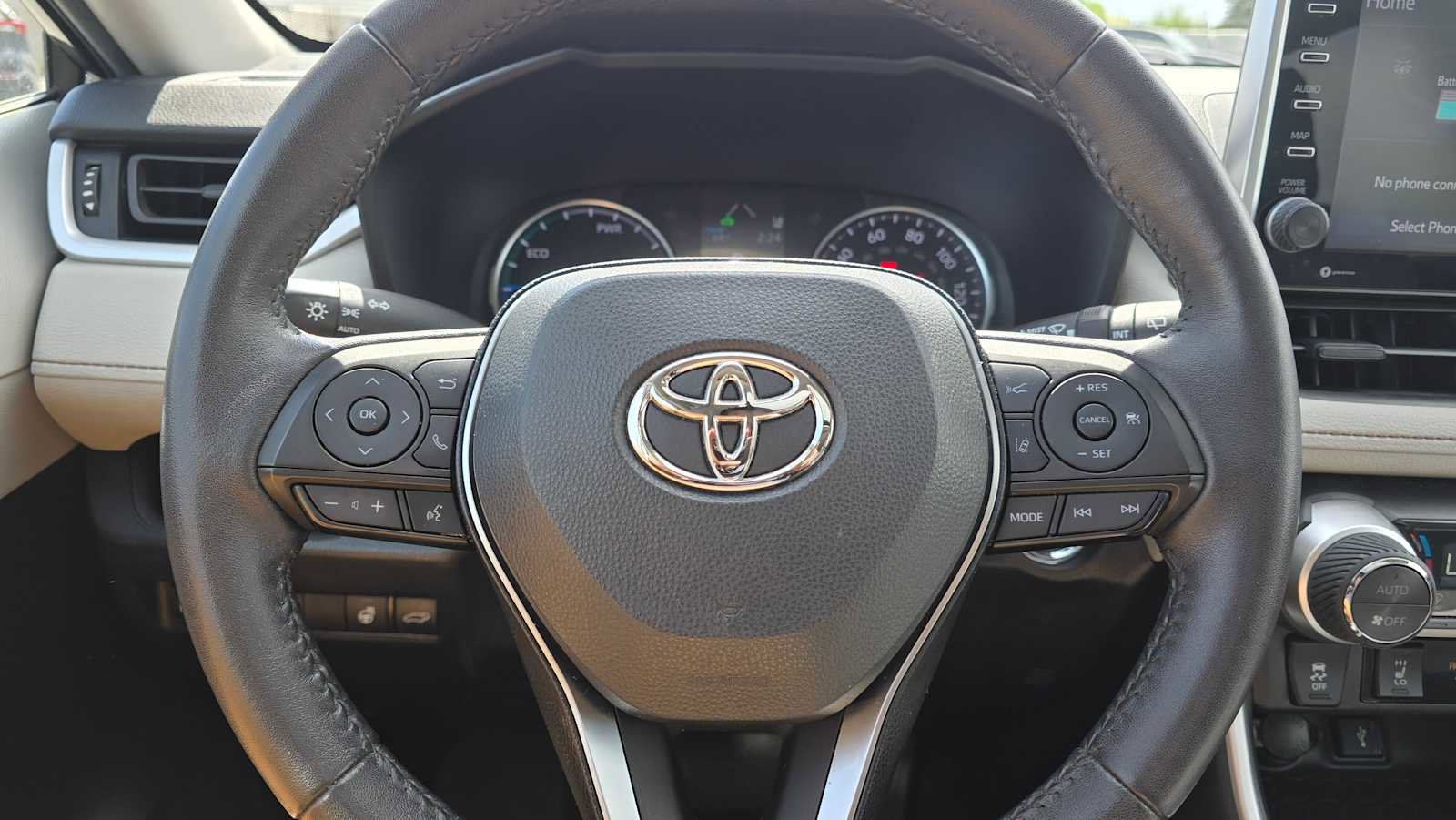 Used 2022 Toyota RAV4 XLE w/ Convenience Package AWD/4WD image 27