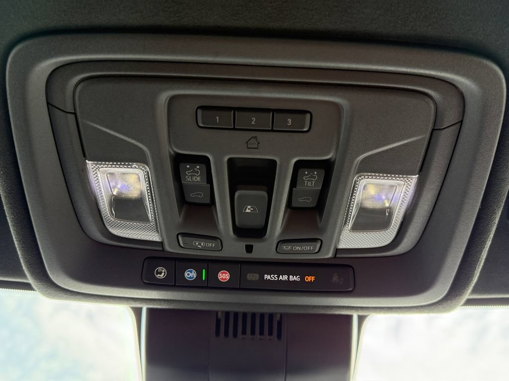 Used 2023 GMC Sierra 1500 Denali Ultimate AWD/4WD image 18