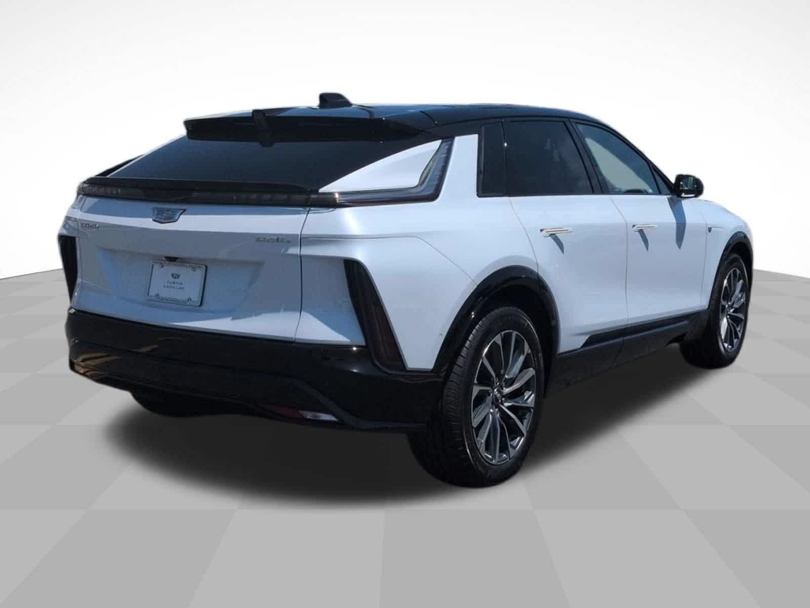 New 2026 Cadillac Lyriq Sport AWD/4WD image 5