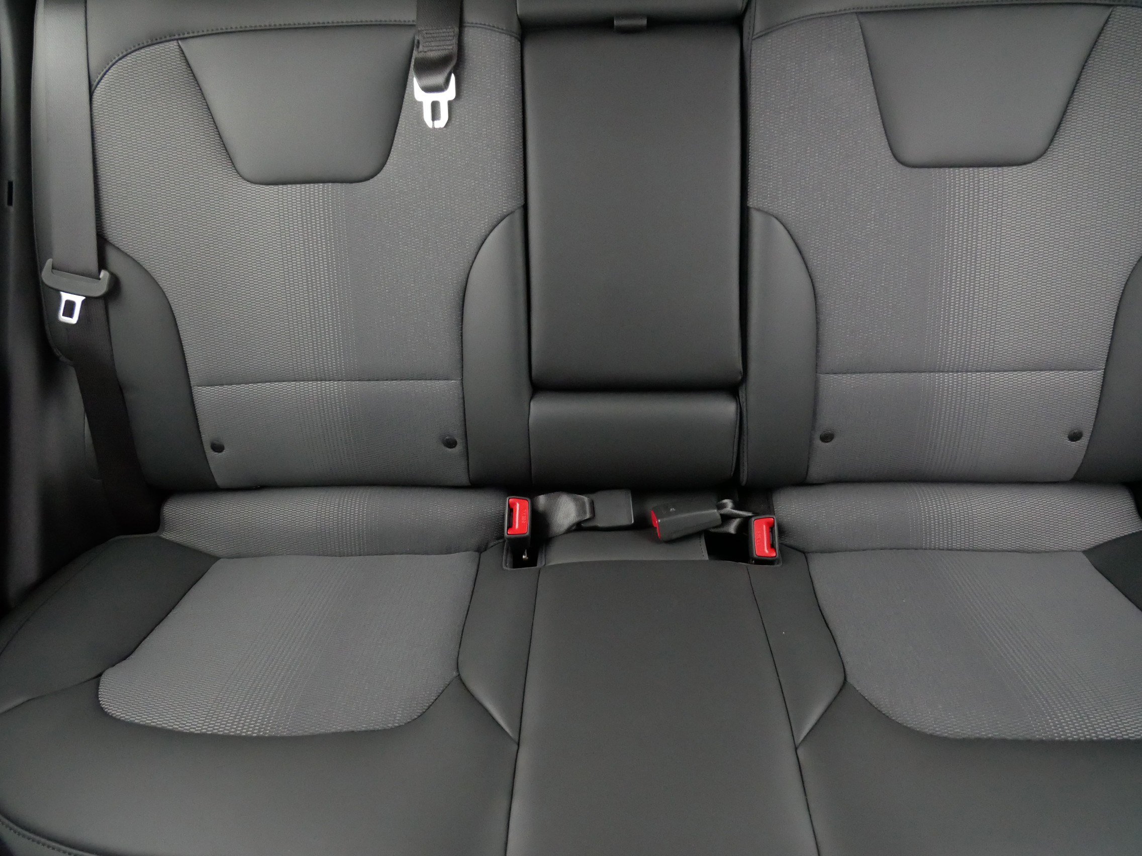 Used 2025 Kia Niro Wind w/ Wind Preserve Package image 13