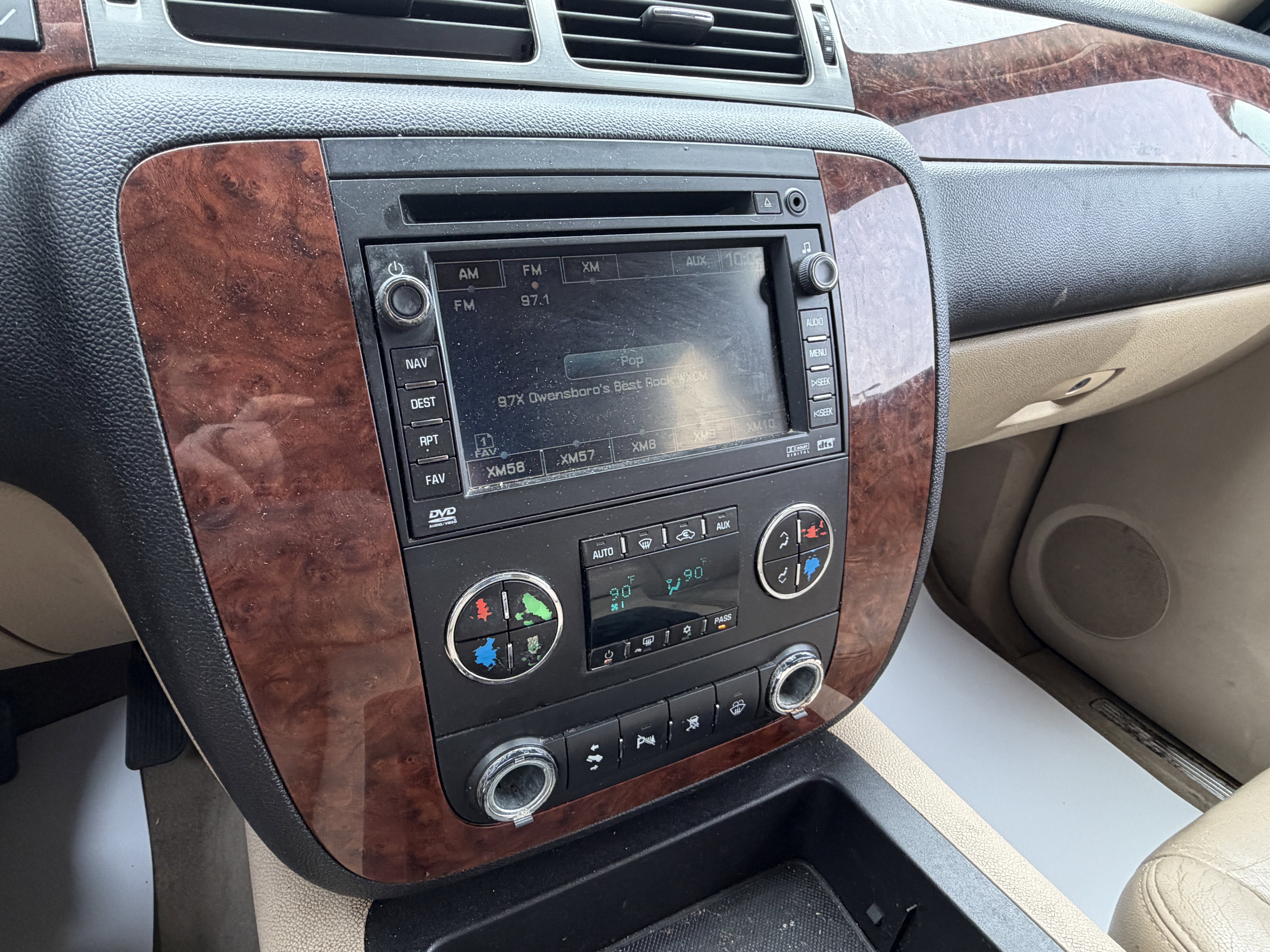 Used 2007 Chevrolet Tahoe LTZ w/ LTZ Preferred Equipment Group image 34
