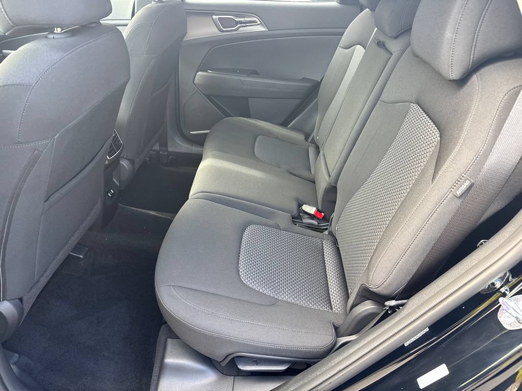 Used 2026 Kia Sportage LX w/ LX Convenience Package FWD image 20