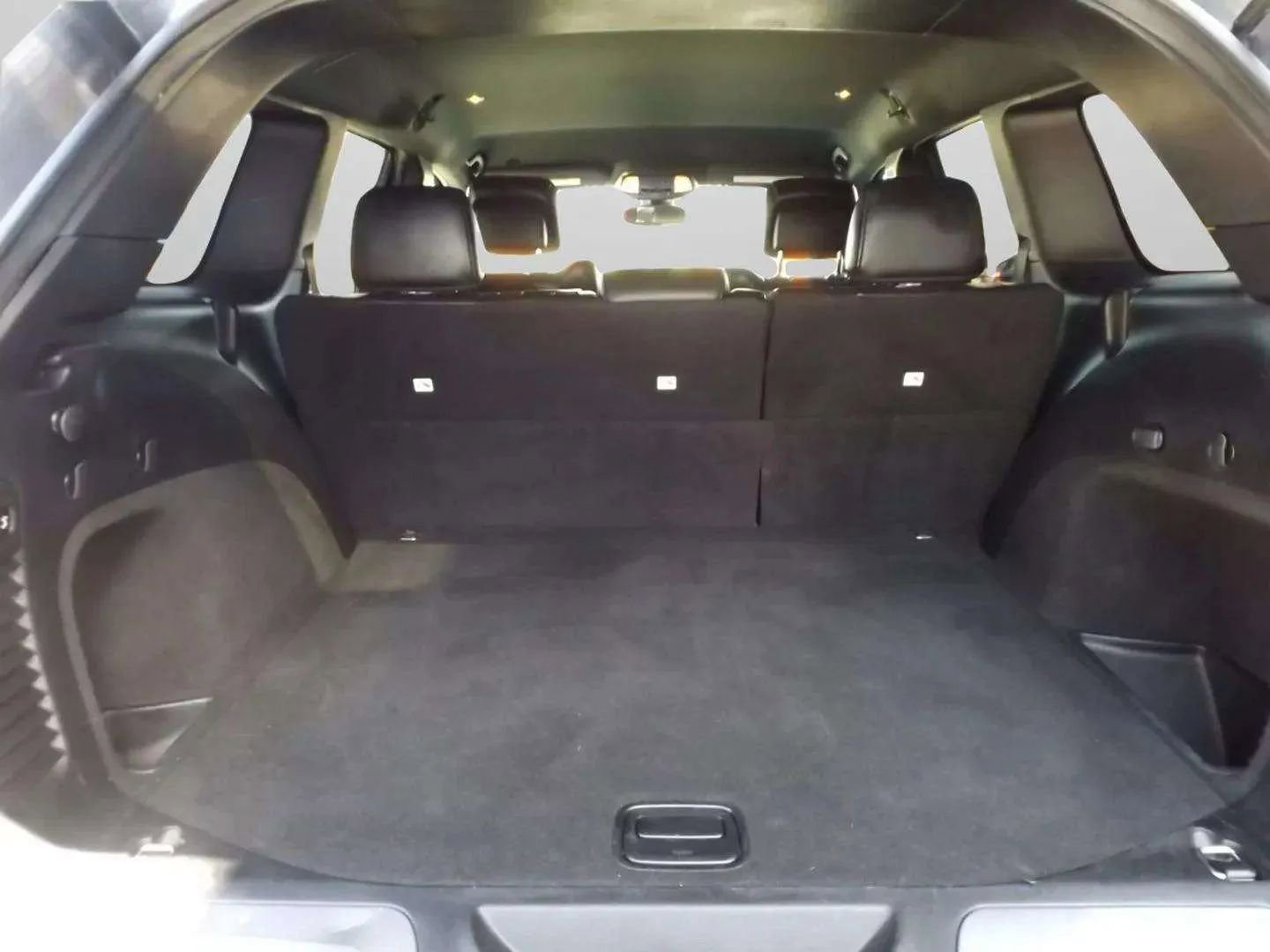 Used 2019 Jeep Grand Cherokee Limited image 15