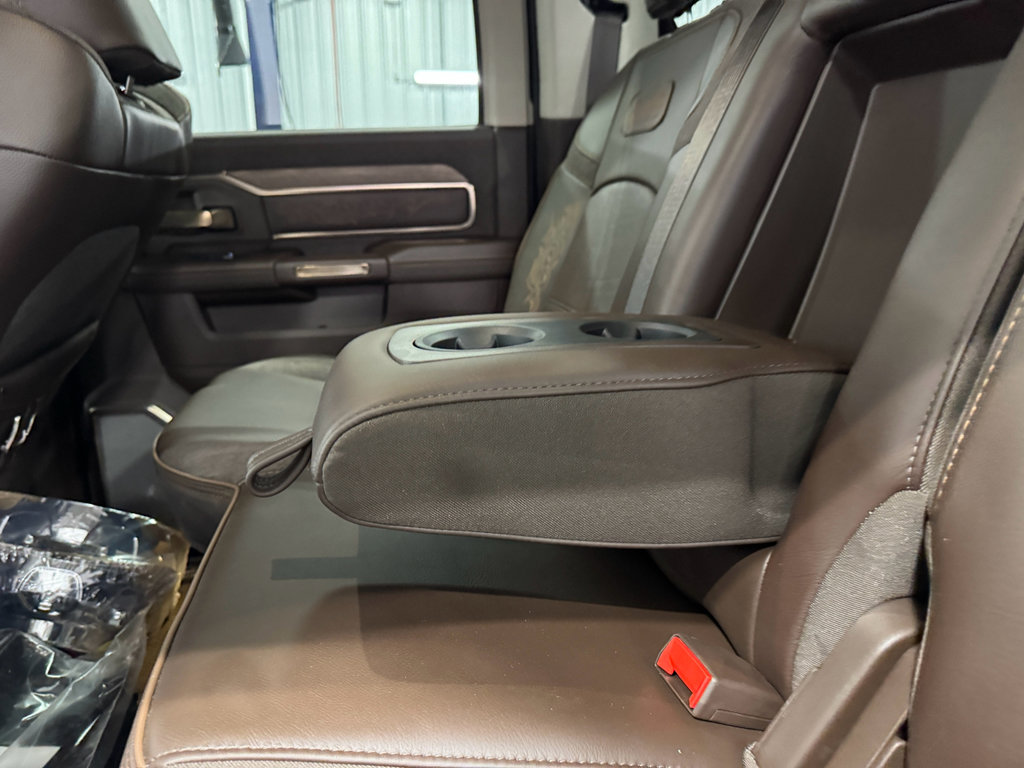 Used 2025 RAM 3500 Longhorn image 7