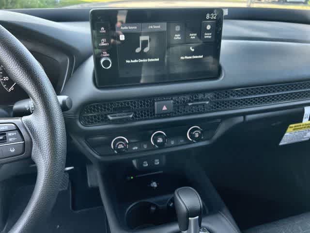 Certified 2026 Honda HR-V LX image 18