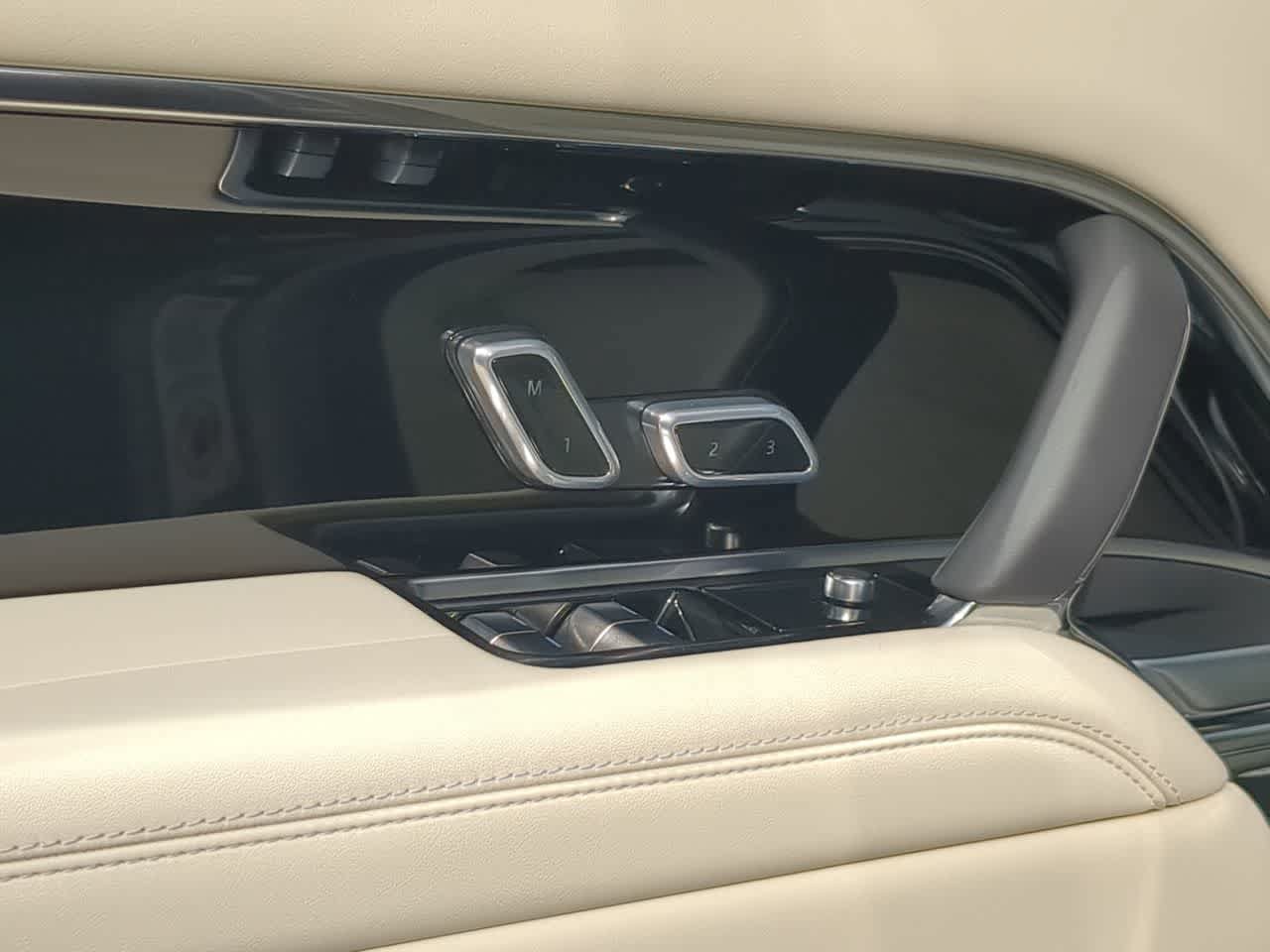 New 2026 Land Rover Range Rover SE AWD/4WD image 18
