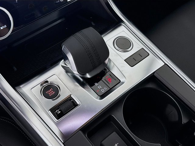 New 2024 Jaguar XF R-Dynamic SE image 19