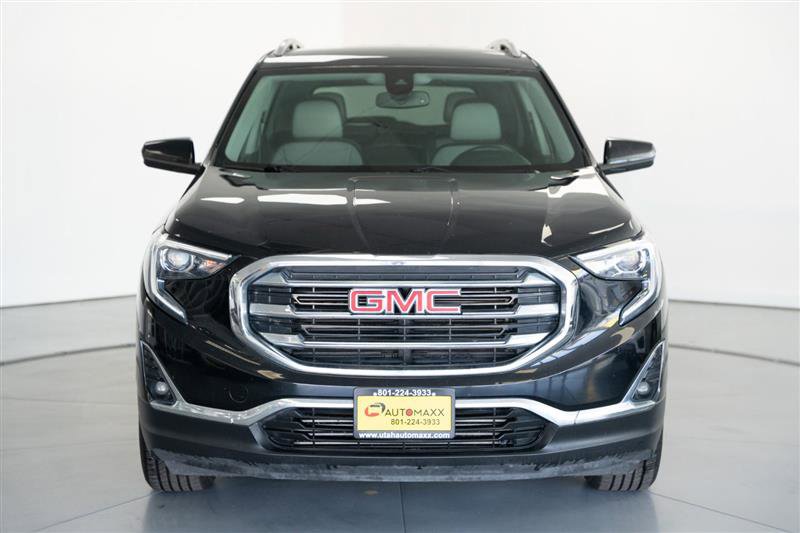 Used 2021 GMC Terrain SLT image 2