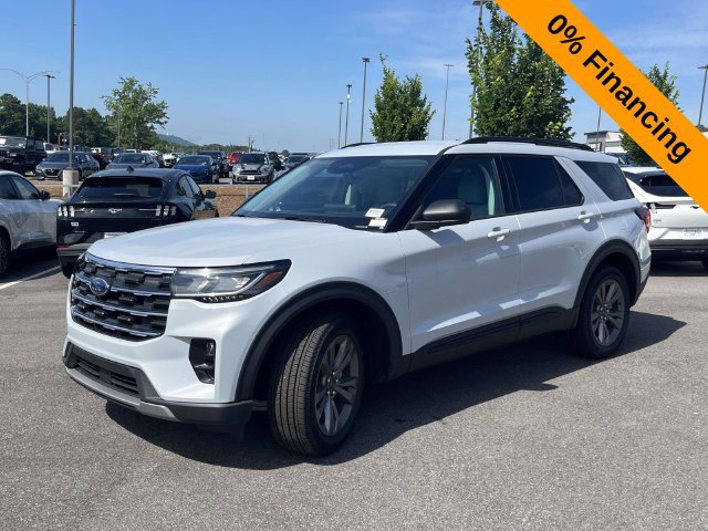 New 2026 Ford Explorer Active w/ Active Comfort Package AWD/4WD image 4