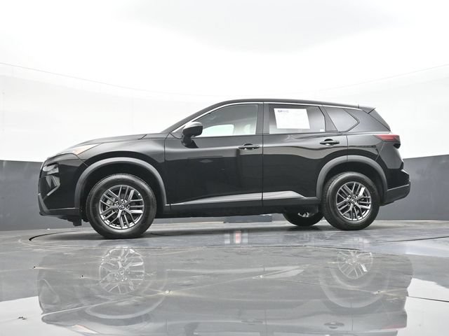 Used 2024 Nissan Rogue S AWD/4WD image 55