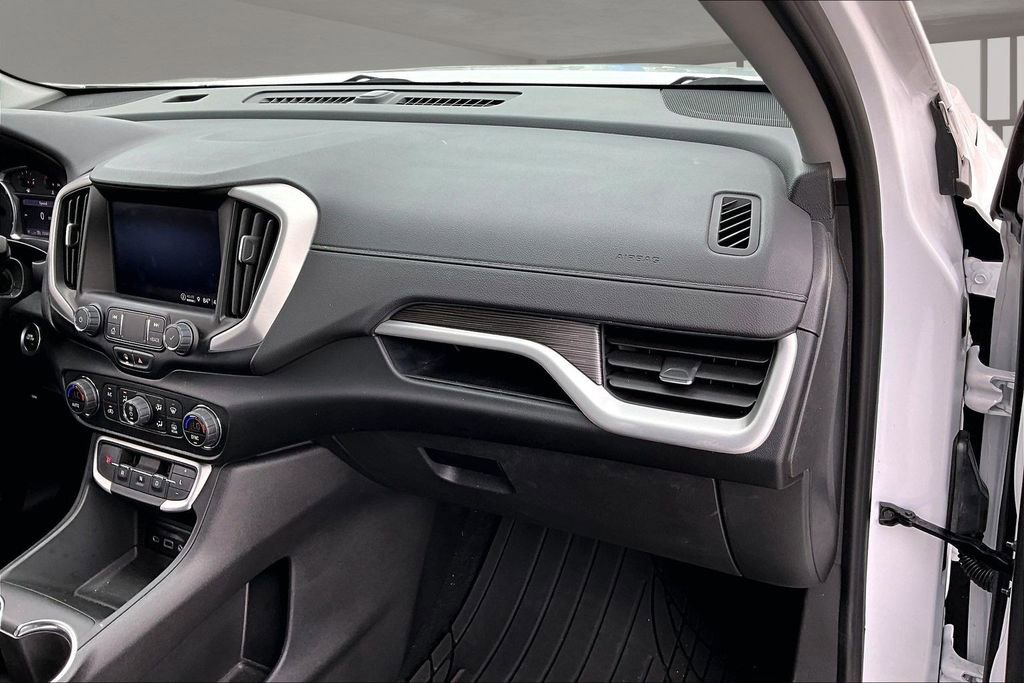 Used 2022 GMC Terrain SLT FWD image 24