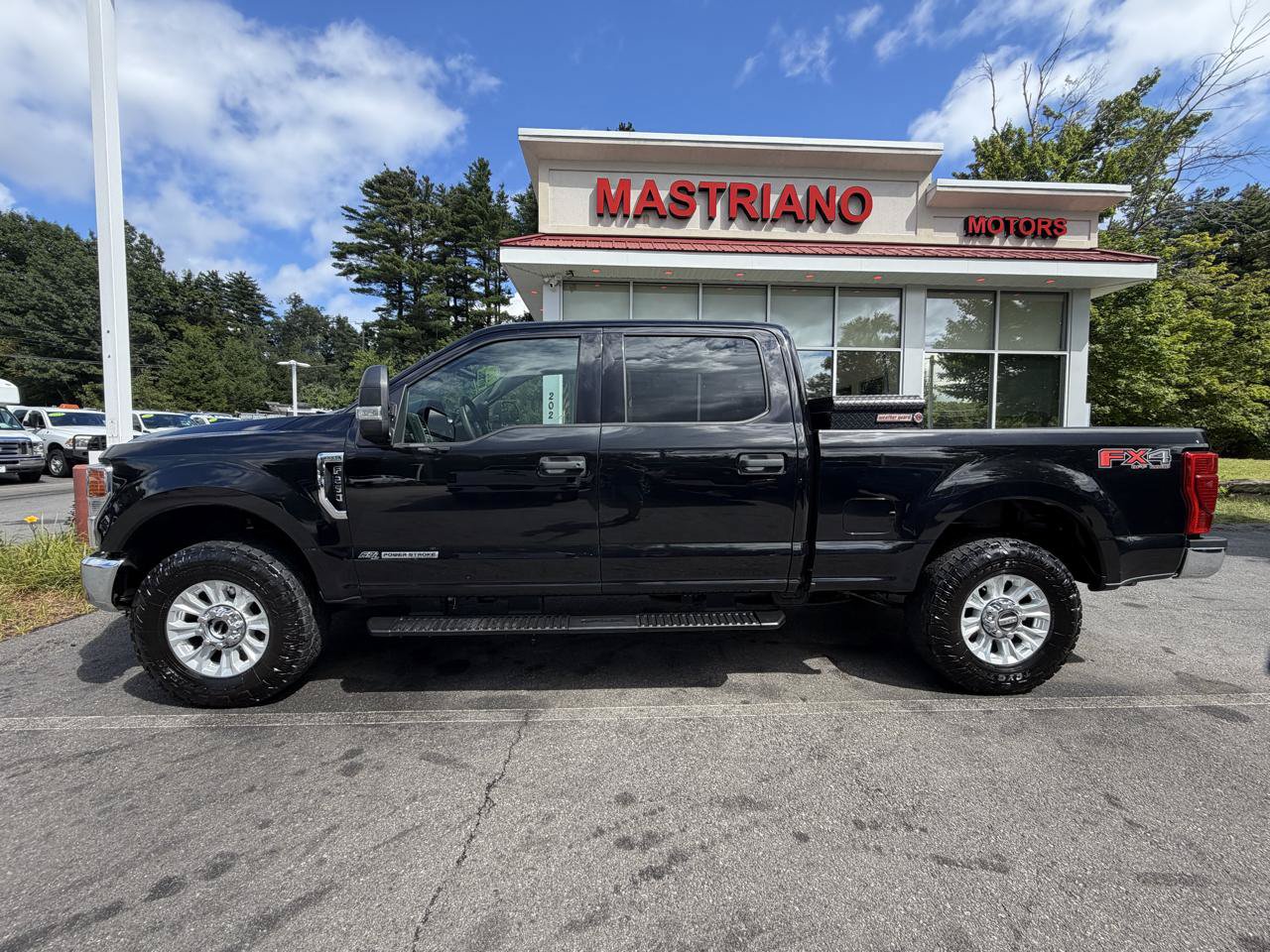 Used 2020 Ford F250 XLT w/ FX4 Off-Road Package AWD/4WD image 7