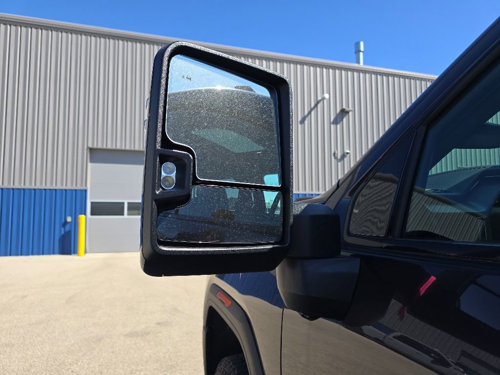 Used 2026 GMC Sierra 2500 AT4 AWD/4WD image 6
