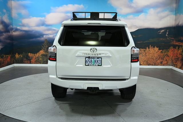 Used 2018 Toyota 4Runner SR5 image 6