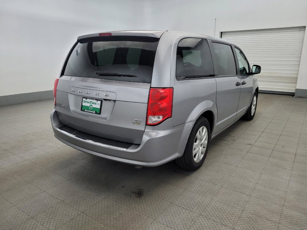 Used 2019 Dodge Grand Caravan SE FWD image 9
