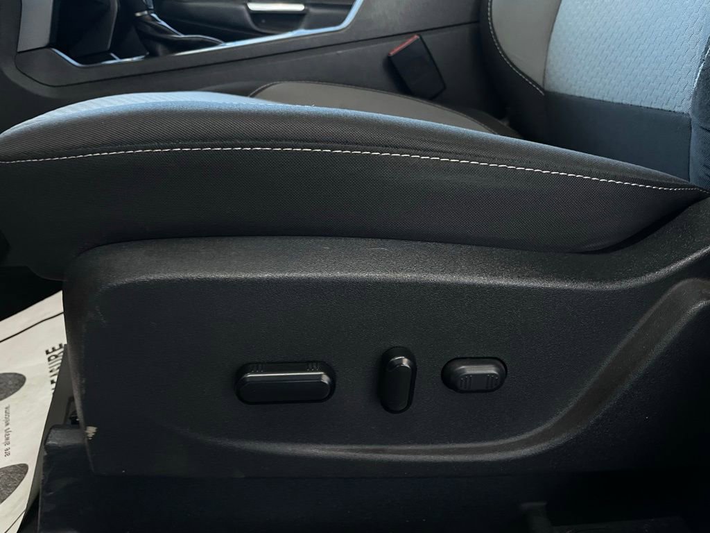 Used 2019 Ford Escape SE image 19