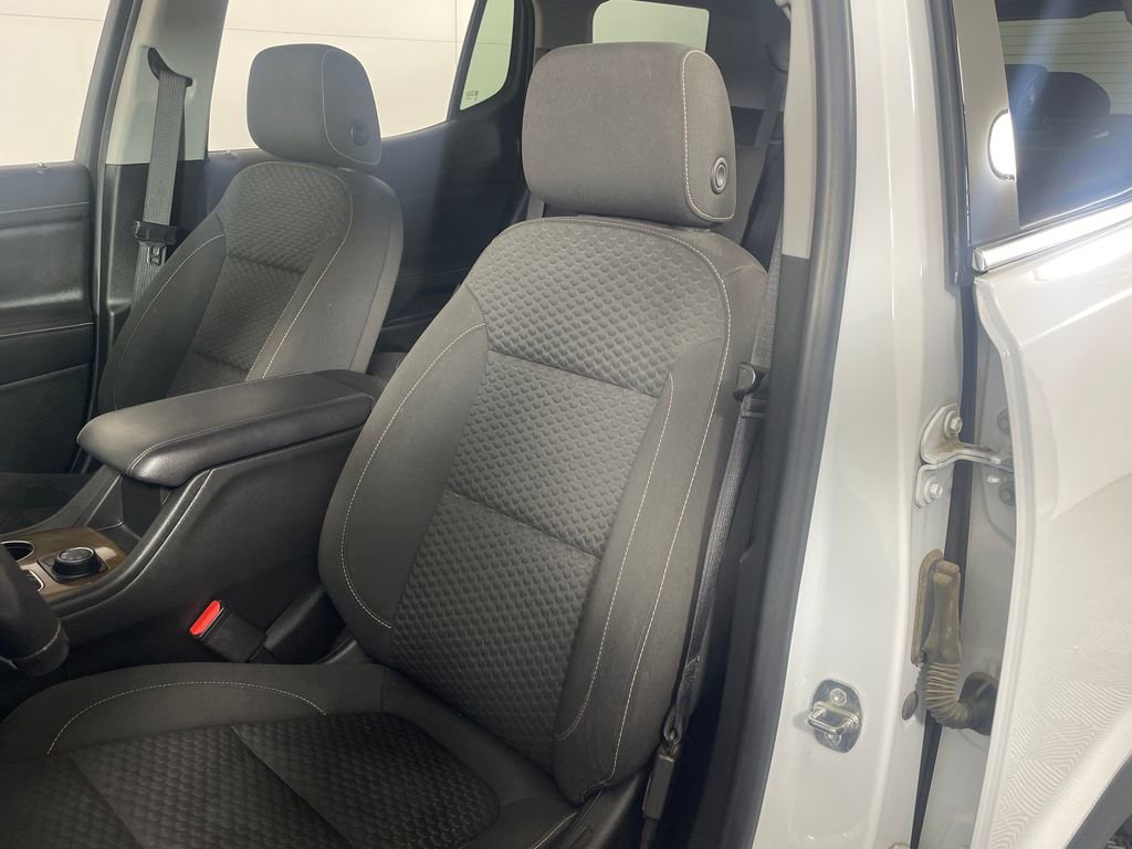 Used 2019 GMC Acadia SLE w/ Driver Alert Package I image 23