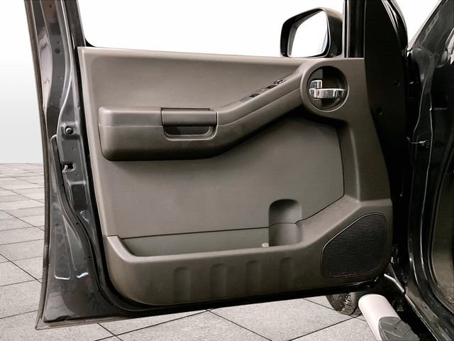 Used 2013 Nissan Xterra S w/ Value Package AWD/4WD image 23